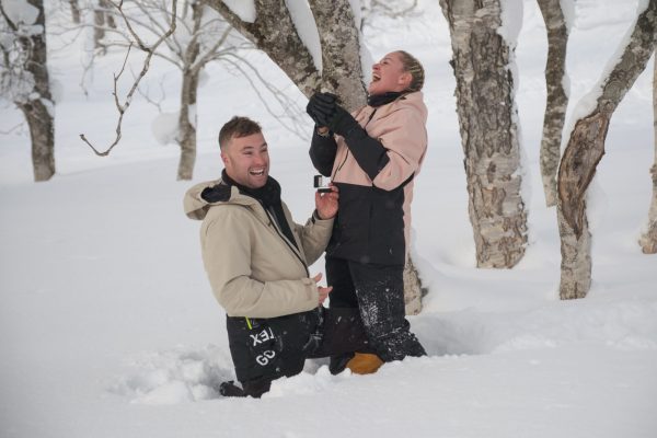 Sea And Summit Media, Japan, Hokkaido, winter, snow, snowboarding, night ski, night skiing, Hirafu, Hanazono, engagement, proposal, couple, private, portrait, outdoor portrait