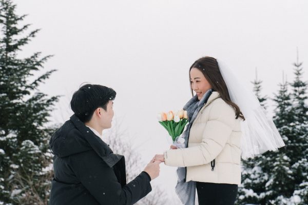 Japan, Hokkaido, Niseko, winter, Sea And Summit Media, MnK, Orchards, Proposal, portrait, Engagement, Couple, Billy